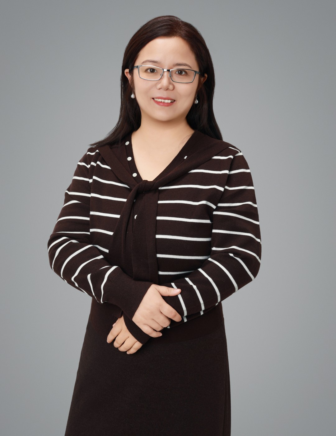李静